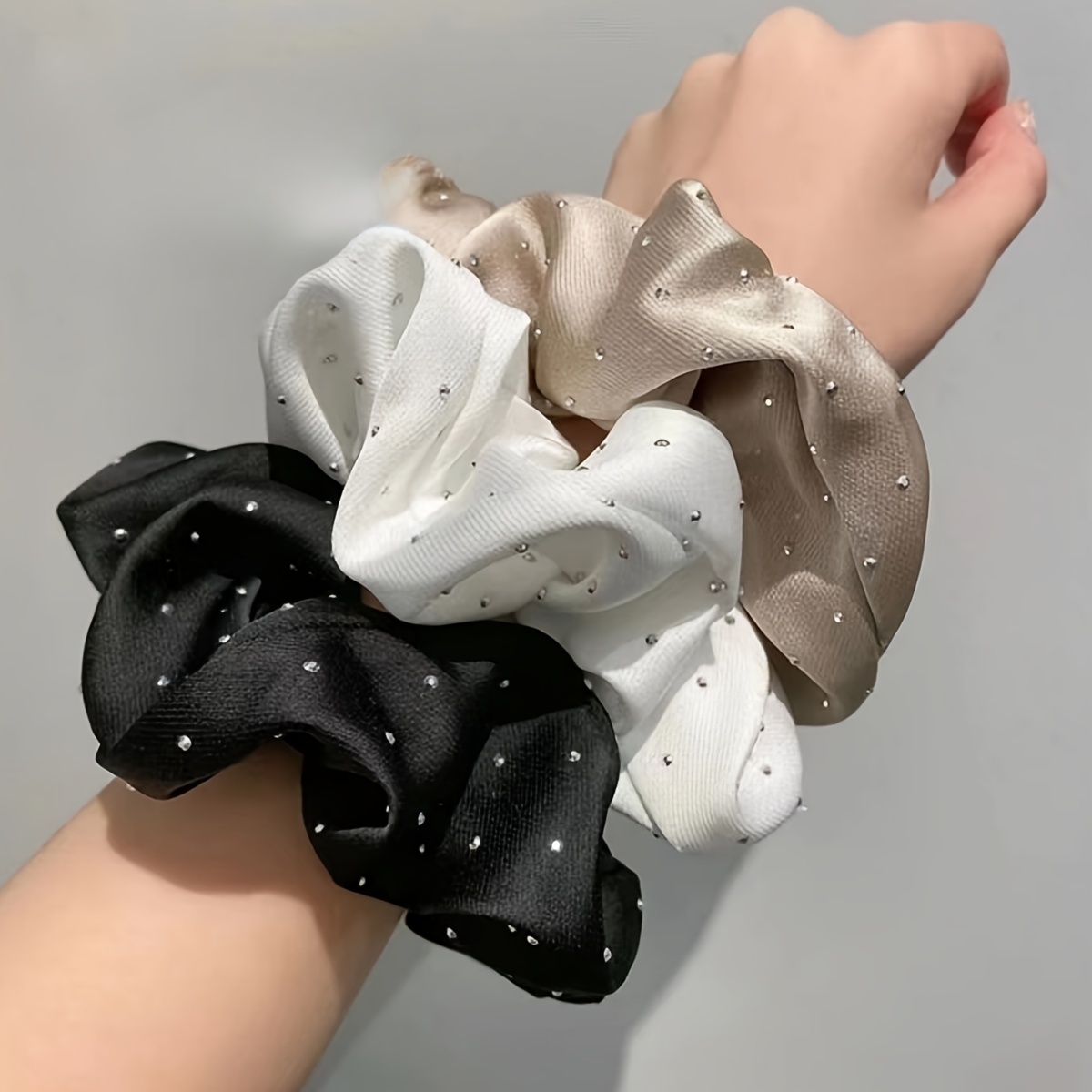 1/3PCS Satin Scrunchies With R - Travel Accessories For Elderly recension och pris