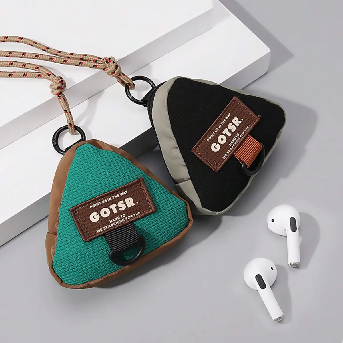 1Pcs Portable Mini Triangular  - Travel Accessories Jewelry recension och pris
